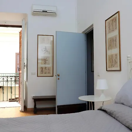 Trevi Nocleg ze śniadaniem